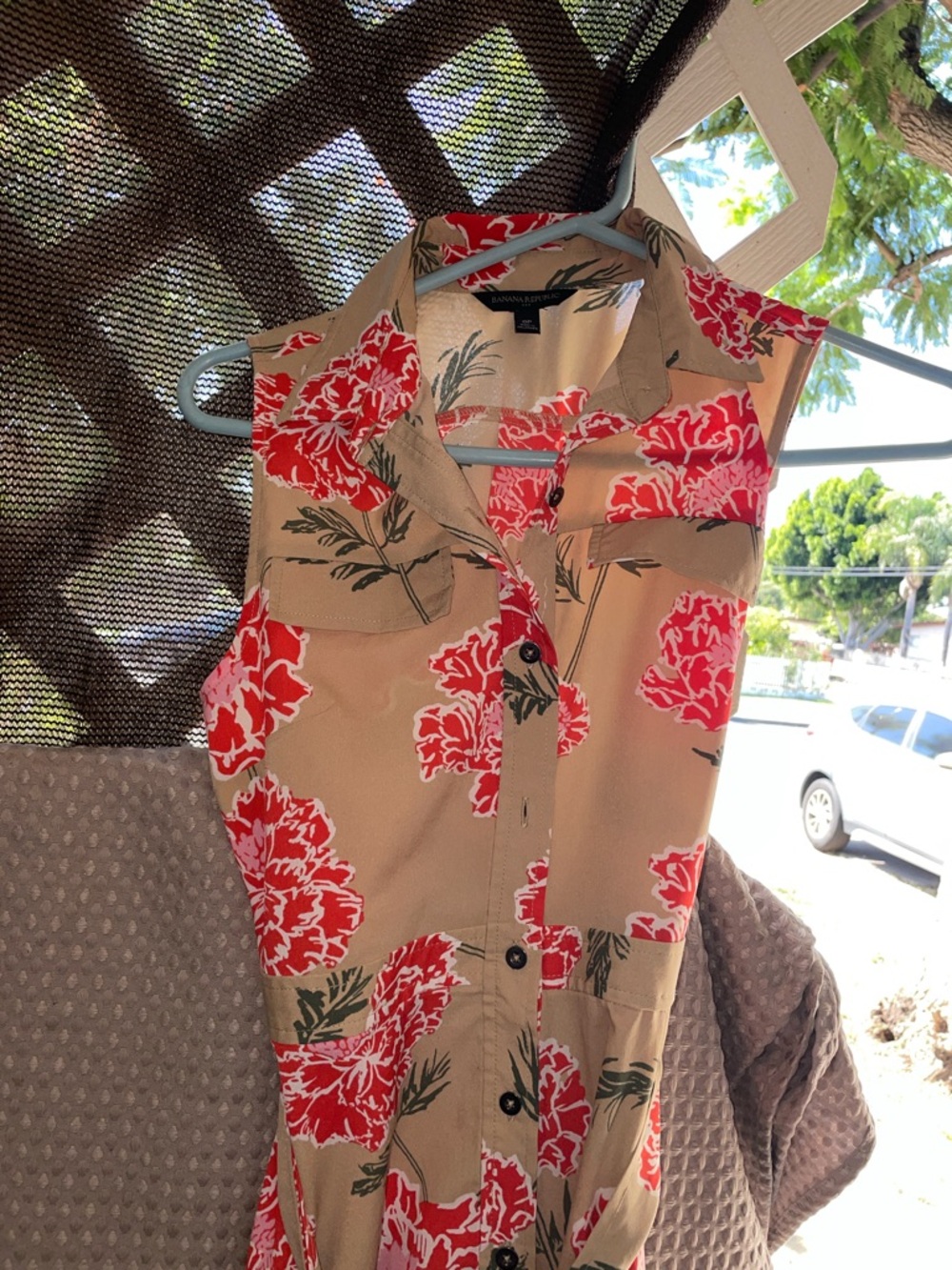Sleeveless Tan Floral Button-Front Dress with Red Blooms